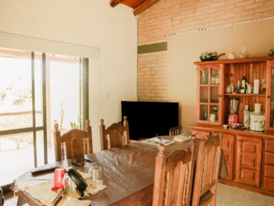 Venta en San Antonio de Arredondo Complejo de 3 unidades. En esquina a 50 mts de la ruta.