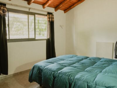 Venta en San Antonio de Arredondo Complejo de 3 unidades. En esquina a 50 mts de la ruta.