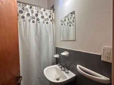 Alquiler Anual. Departamento sobre la ruta en San Antonio de Arredondo.