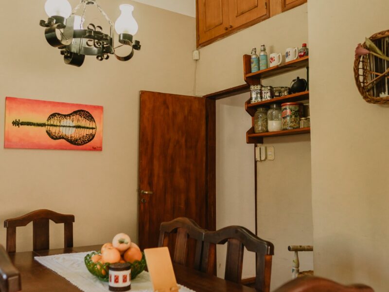 Venta Casa/Chalet. Tres dormitorios en Villa Carlos Paz, Barrio Villa Domínguez ubicación privilegiada.