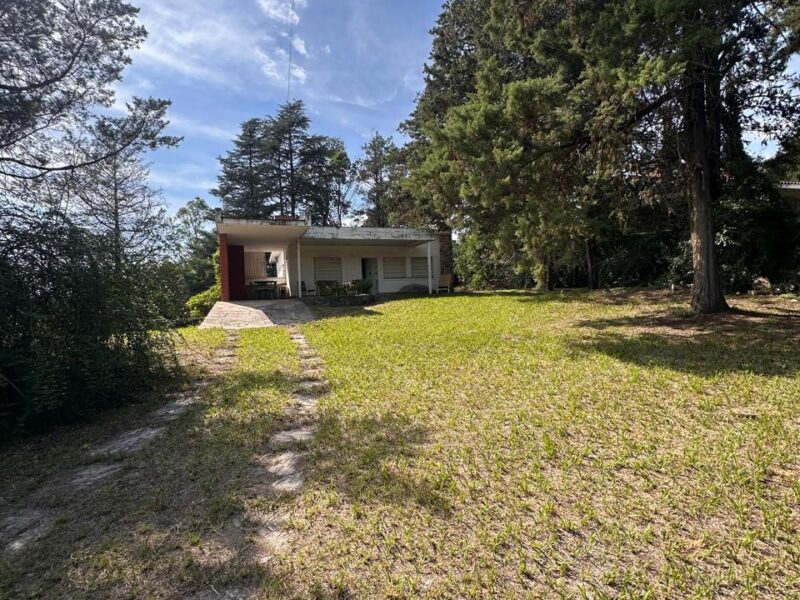 Venta en Icho Cruz a 350 metros de la Av. Principal