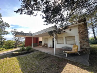 Venta en Icho Cruz a 350 metros de la Av. Principal