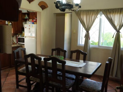 Venta Casa/Chalet. Tres dormitorios en Villa Carlos Paz, Barrio Villa Domínguez ubicación privilegiada.