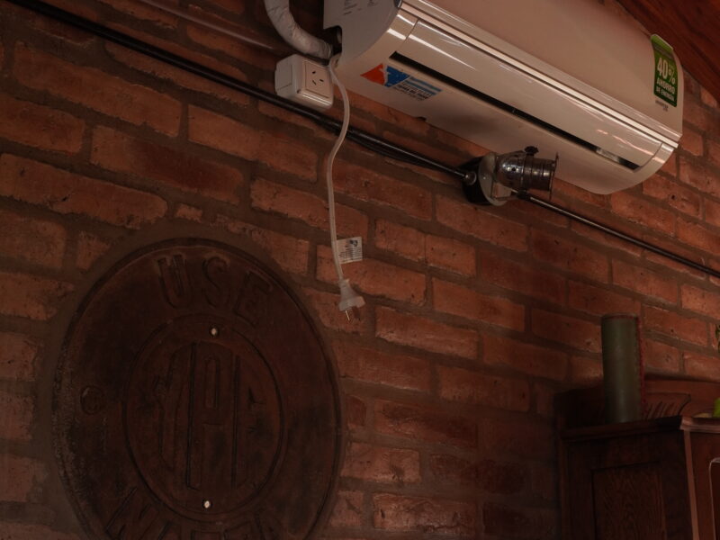 Venta de Casa de 3 Dorm. en Villa Carlos Paz. Apta Crédito Hipotecario