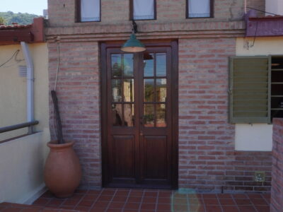 Venta de Casa de 3 Dorm. en Villa Carlos Paz. Apta Crédito Hipotecario