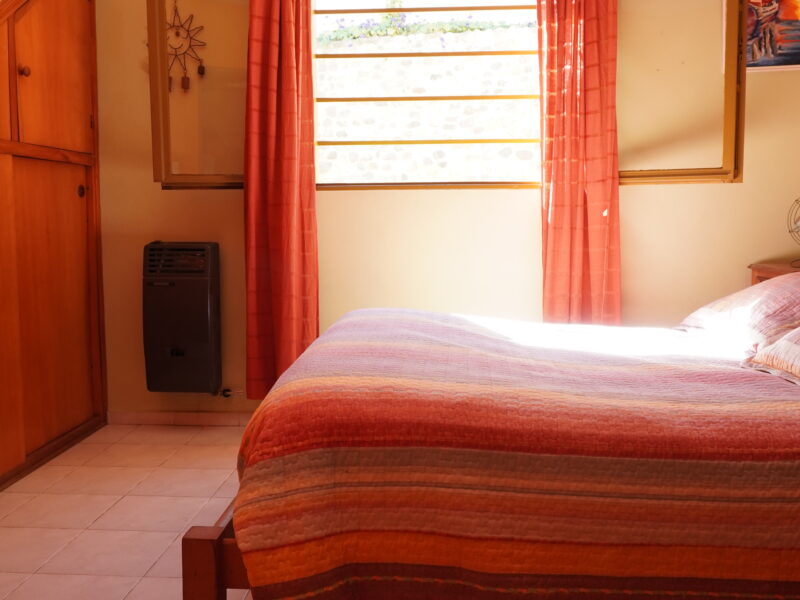 Venta de Casa de 3 Dorm. en Villa Carlos Paz. Apta Crédito Hipotecario