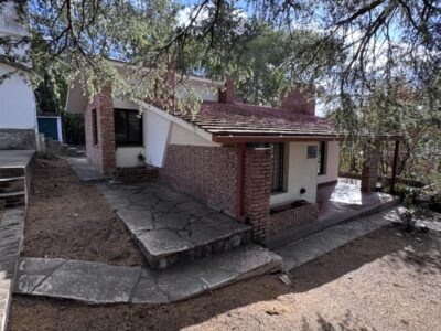 Venta de casa en Icho Cruz Sierras, a solo 20 metros del río.