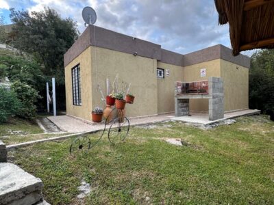 Alquiler anual. Departamento en Cuesta Blanca.