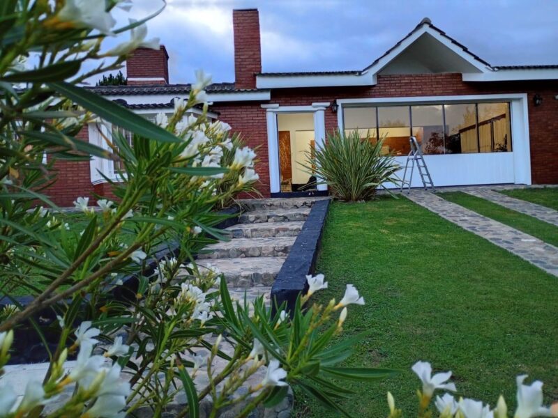 Alquiler. Casa en San Antonio de Arredondo.