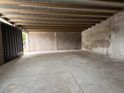 ALQUILER ANUAL. AMPLIO DEPOSITO EN ICHO CRUZ.