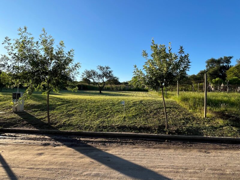 Venta lote en barrio cerrado Tejas 4.