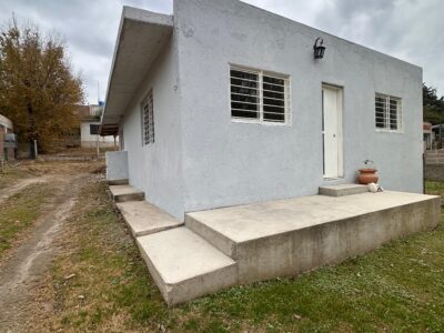 Alquiler Anual en San Antonio de Arredondo. Dos dormitorios.
